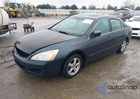 2004 Honda Accord 2.4 Ex z USA, uszkodzony, nr VIN 1HGCM56814A144654